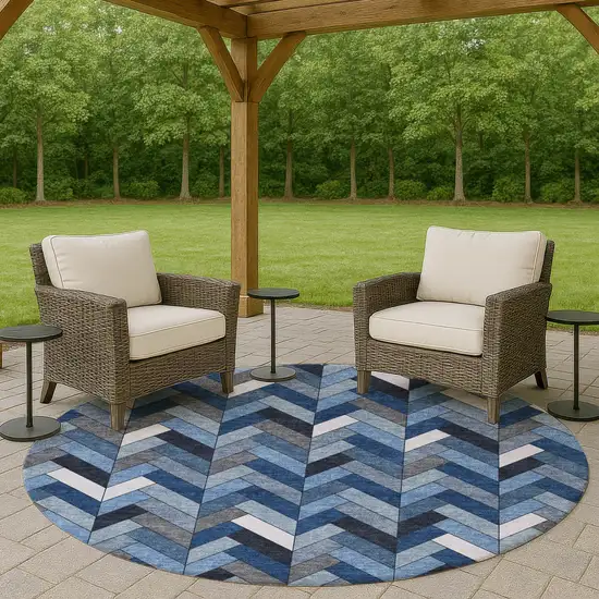 8' Blue And Ivory Round Geometric Washable Indoor Outdoor Area Rug Photo 8