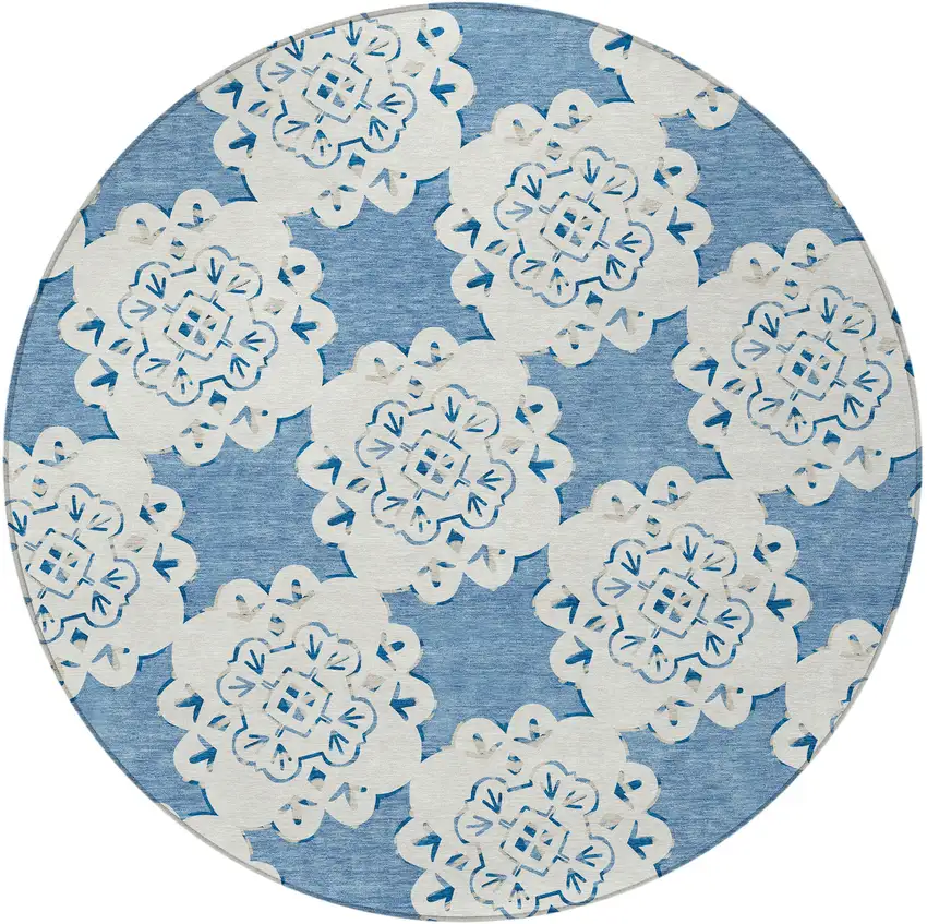 8' Blue And Ivory Round Quatrefoil Washable Indoor Outdoor Area Rug Photo 4