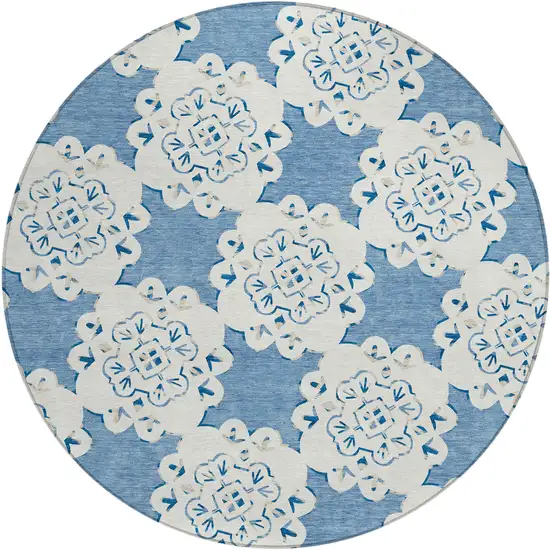 8' Blue And Ivory Round Quatrefoil Washable Indoor Outdoor Area Rug Photo 2