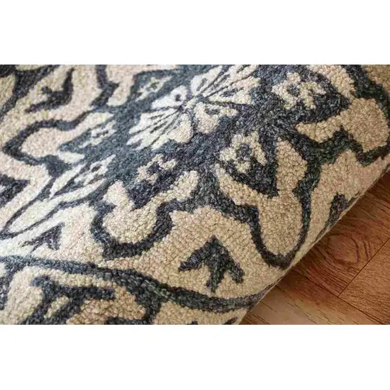 6' Blue And Ivory Wool Medallion Hand Tufted Round Rug Photo 6