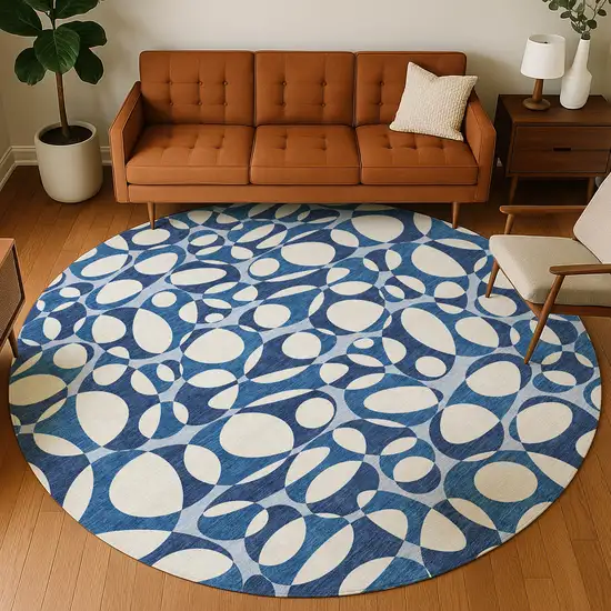 8' Blue And Navy Blue Round Abstract Washable Indoor Outdoor Area Rug Photo 5
