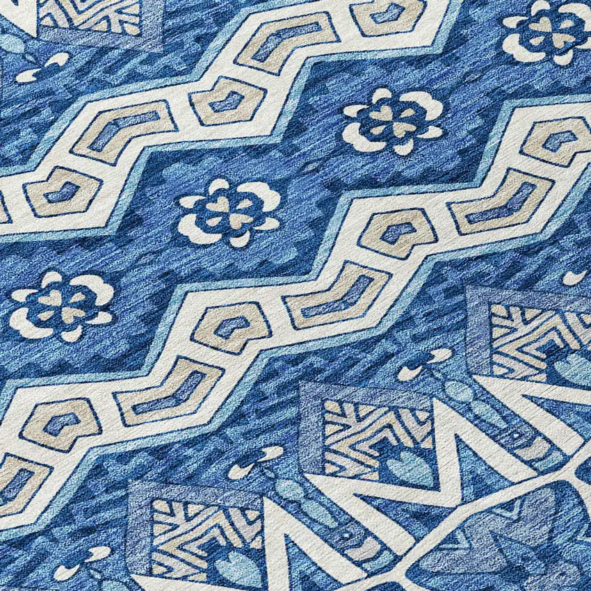 8' Blue Gray And Ivory Round Moroccan Washable Indoor Outdoor Area Rug Photo 7