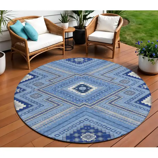 8' Blue Gray And Ivory Round Tribal Washable Indoor Outdoor Area Rug Photo 1