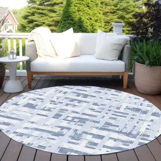 8' Blue Ivory And Sky Blue Round Striped Washable Indoor Outdoor Area Rug Photo 5