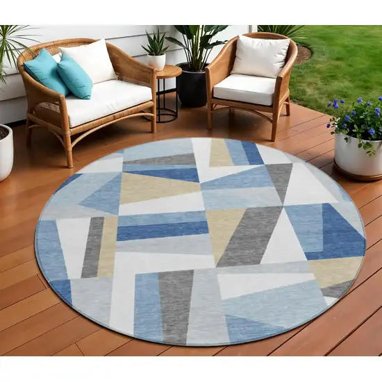 8' Blue Wheat And Ivory Round Geometric Washable Indoor Outdoor Area Rug Photo 1