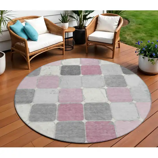 8' Blush And Gray Round Geometric Washable Indoor Outdoor Area Rug Photo 2