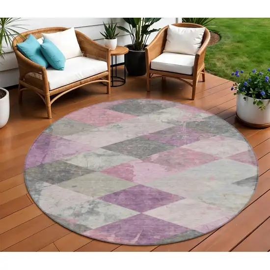 8' Blush And Gray Round Geometric Washable Indoor Outdoor Area Rug Photo 2