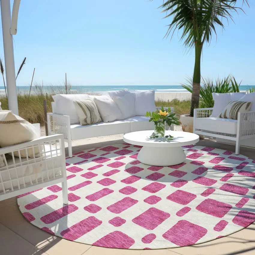 8' Blush And Ivory Round Geometric Washable Indoor Outdoor Area Rug Photo 7