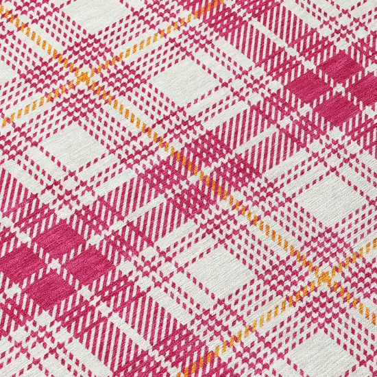 8' Blush Ivory And Copper Round Plaid Washable Indoor Outdoor Area Rug Photo 7