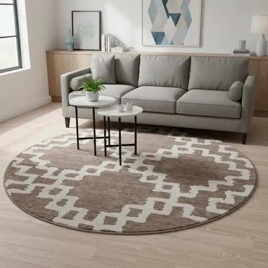 8' Brown And Beige Abstract Geometric Washable Round Rug With UV Protection Photo 2