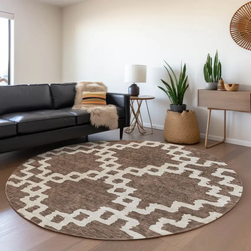 8' Brown And Beige Abstract Geometric Washable Round Rug With UV Protection Photo 5