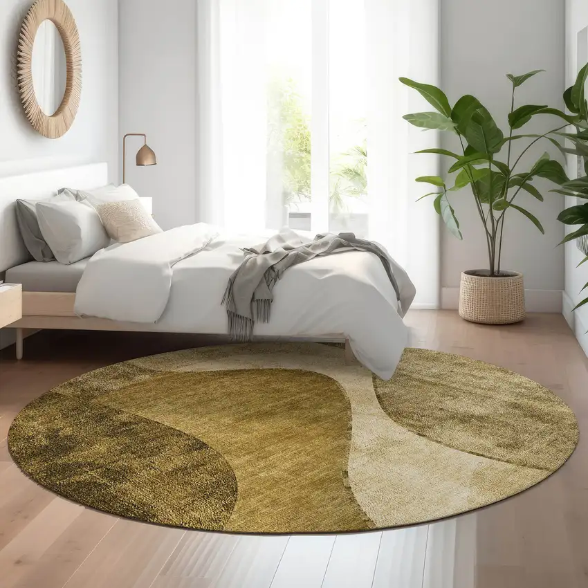 8' Brown And Beige Abstract Washable Round Rug With UV Protection Photo 5
