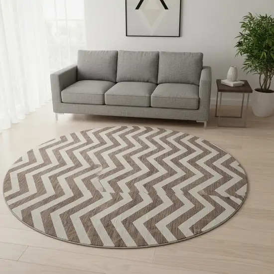 8' Brown And Beige Chevron Washable Round Rug With UV Protection Photo 2