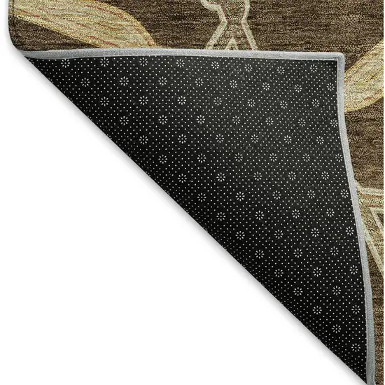 8' Brown And Beige Geometric Washable Round Rug With UV Protection Photo 5