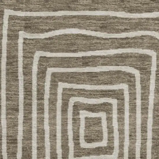 8' Brown And Beige Geometric Washable Round Rug With UV Protection Photo 2