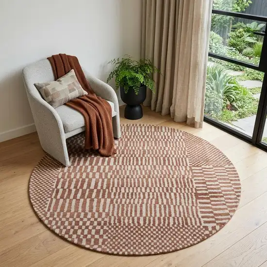 5' Brown And Beige Geometric Washable Round Rug With UV Protection Photo 1
