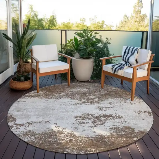 8' Brown And Beige Round Abstract Washable Indoor Outdoor Area Rug Photo 6