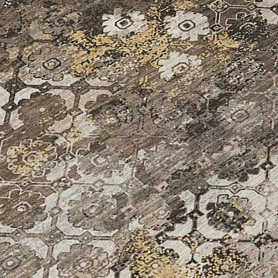 8' Brown And Beige Round Abstract Washable Indoor Outdoor Area Rug Photo 7