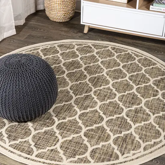 9' Brown And Beige Round Geometric Indoor Outdoor Area Rug Photo 4