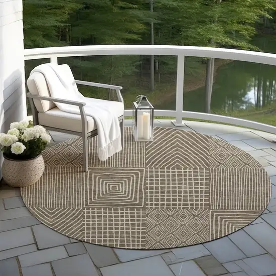 8' Brown And Beige Round Geometric Washable Indoor Outdoor Area Rug Photo 8