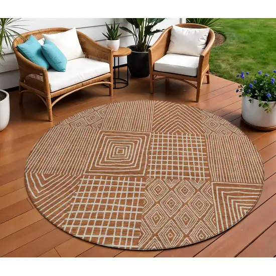 8' Brown And Beige Round Geometric Washable Indoor Outdoor Area Rug Photo 1