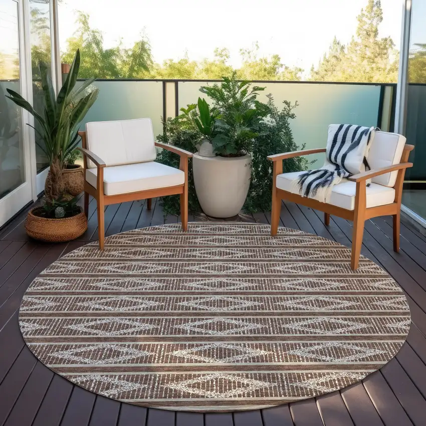 8' Brown And Beige Round Geometric Washable Indoor Outdoor Area Rug Photo 7