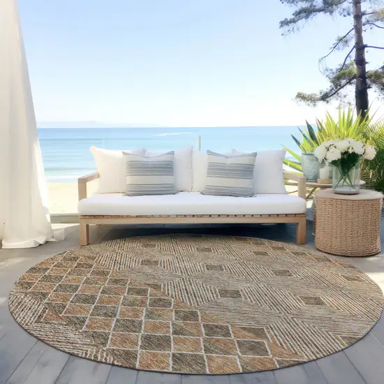 8' Brown And Beige Round Geometric Washable Indoor Outdoor Area Rug Photo 7