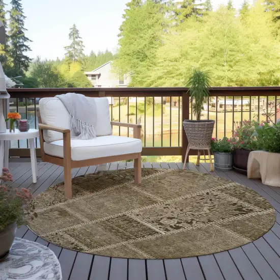 8' Brown And Beige Round Patchwork Washable Indoor Outdoor Area Rug Photo 6