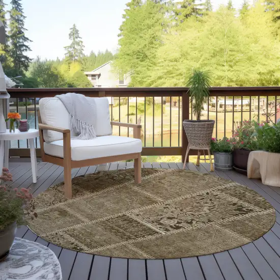 8' Brown And Beige Round Patchwork Washable Indoor Outdoor Area Rug Photo 6