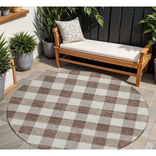 8' Brown And Beige Round Plaid Washable Indoor Outdoor Area Rug Photo 1