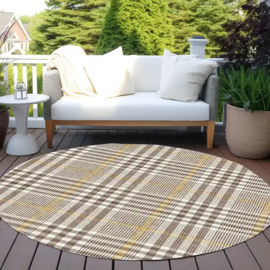 8' Brown And Beige Round Plaid Washable Indoor Outdoor Area Rug Photo 7