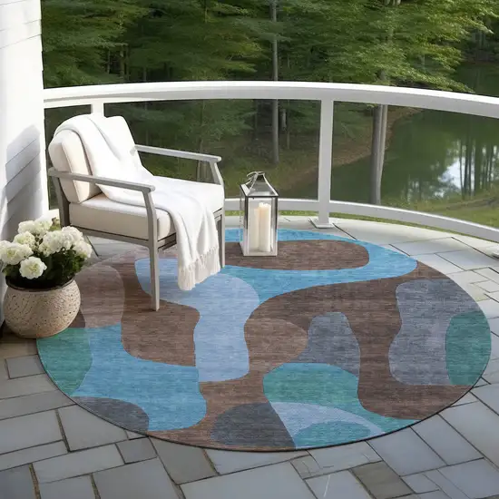 8' Brown And Blue Round Abstract Washable Indoor Outdoor Area Rug Photo 5