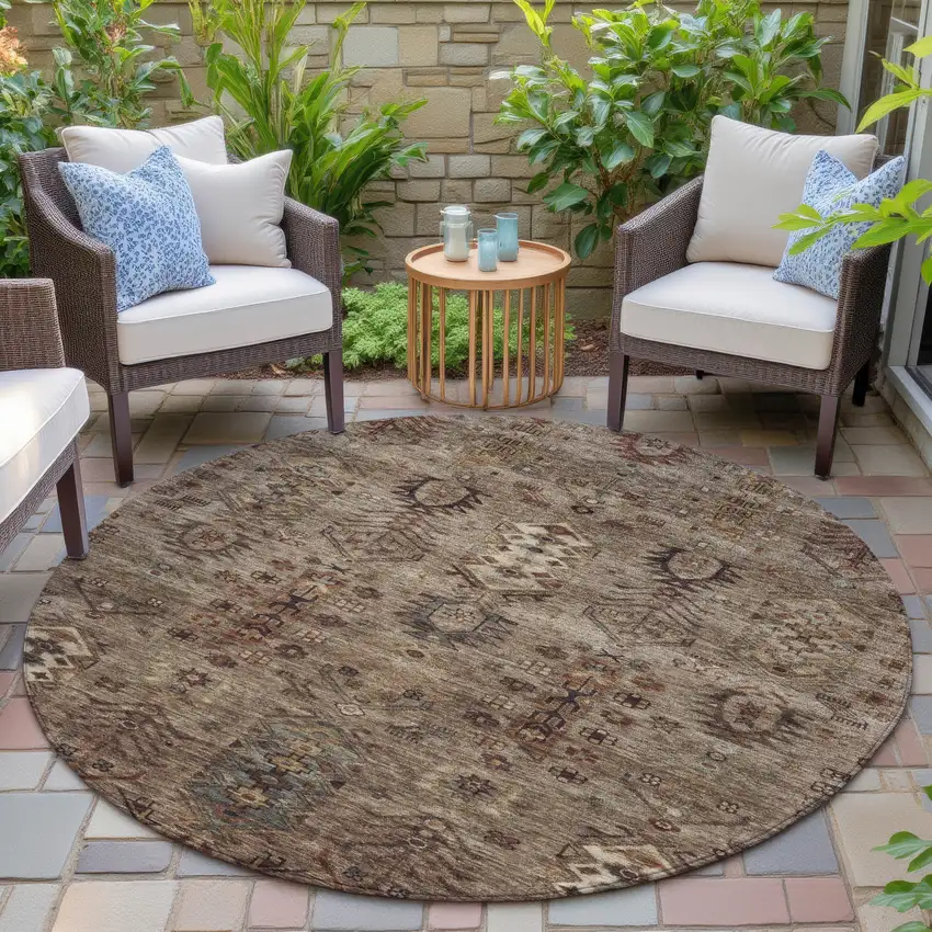 8' Brown And Copper Round Tribal Washable Indoor Outdoor Area Rug Photo 6