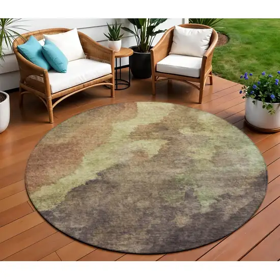 8' Brown And Fern Green Round Abstract Washable Indoor Outdoor Area Rug Photo 2