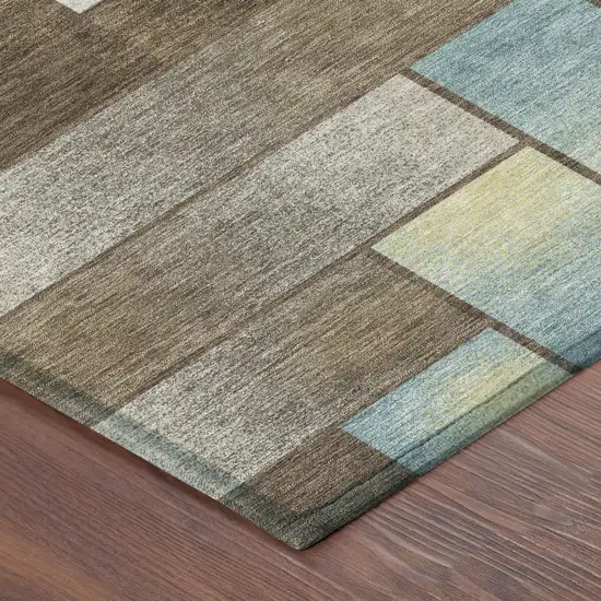 8' Brown And Gray Round Geometric Washable Indoor Outdoor Area Rug Photo 5