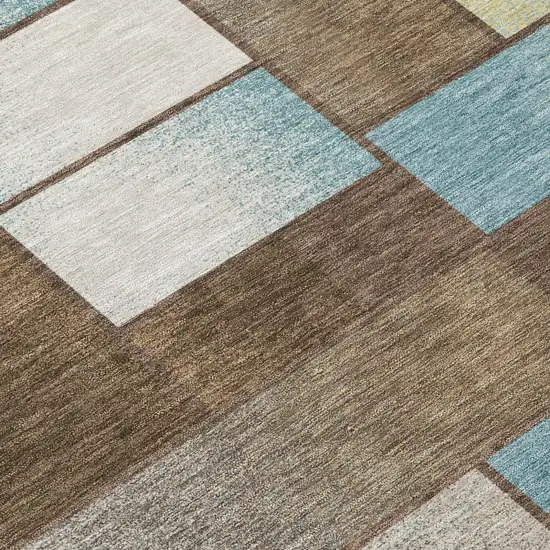 8' Brown And Gray Round Geometric Washable Indoor Outdoor Area Rug Photo 6
