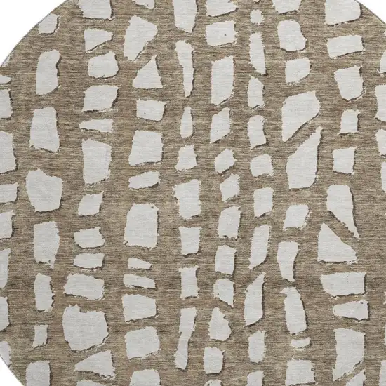 8' Brown And Ivory Cobblestone Washable Round Rug With UV Protection Photo 3