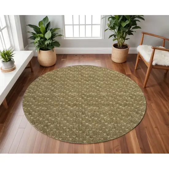8' Brown And Ivory Geometric Washable Round Rug With UV Protection Photo 2