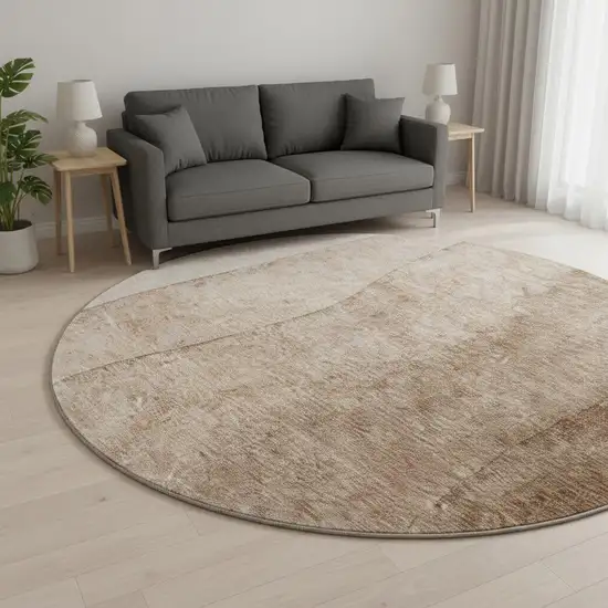 8' Brown And Ivory Ombre Washable Round Rug With UV Protection Photo 2
