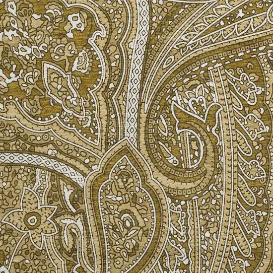 8' Brown And Ivory Paisley Washable Round Rug With UV Protection Photo 3