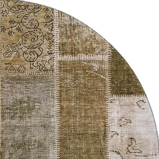 8' Brown And Ivory Patchwork Washable Round Rug With UV Protection Photo 4
