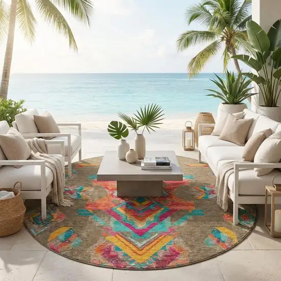 8' Brown And Ivory Round Tribal Washable Indoor Outdoor Area Rug Photo 1