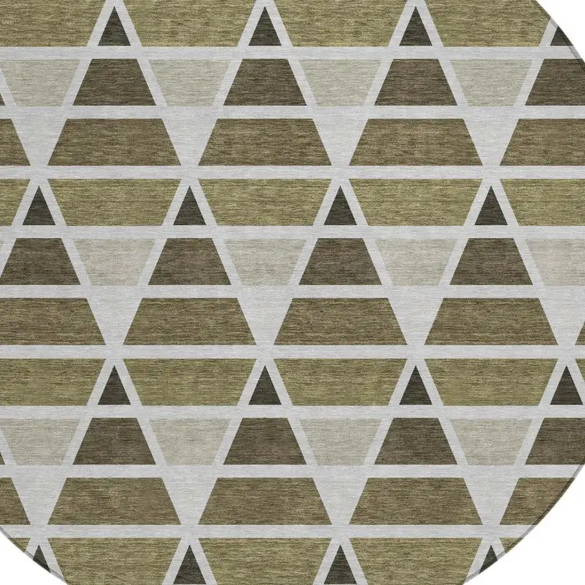 8' Brown And Pewter Round Geometric Washable Indoor Outdoor Area Rug Photo 3