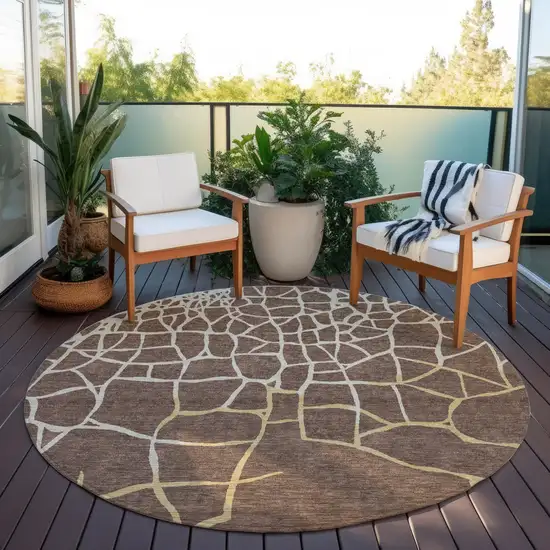 8' Brown And Tan Round Abstract Washable Indoor Outdoor Area Rug Photo 7