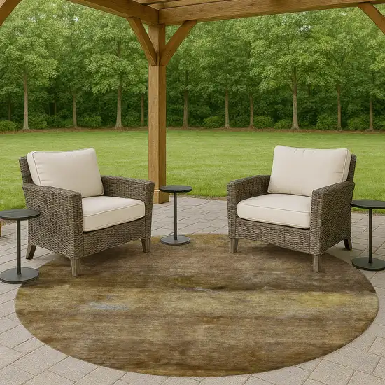 8' Brown And Taupe Round Abstract Washable Indoor Outdoor Area Rug Photo 8