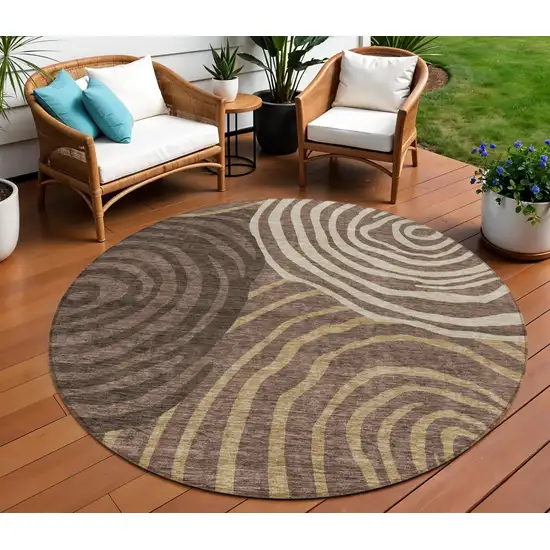 8' Brown And Taupe Round Abstract Washable Indoor Outdoor Area Rug Photo 1
