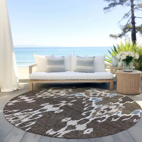 8' Brown And Taupe Round Ikat Washable Indoor Outdoor Area Rug Photo 6