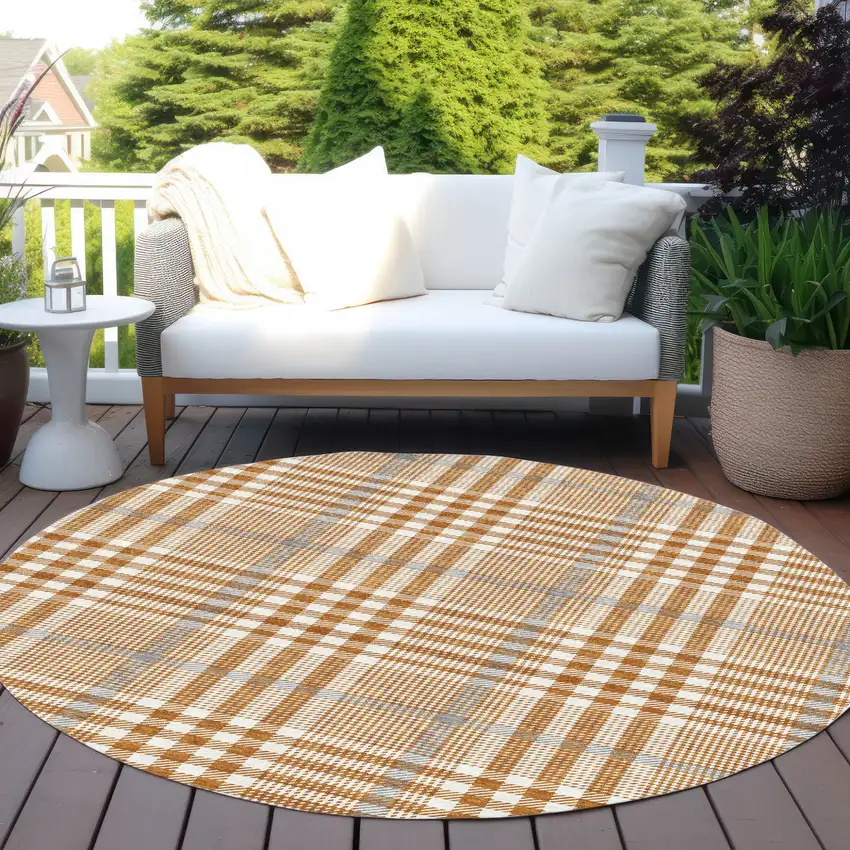 8' Brown Beige And Beige Round Plaid Washable Indoor Outdoor Area Rug Photo 7
