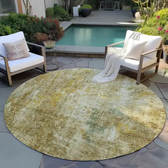 8' Brown Beige And Gold Round Abstract Washable Indoor Outdoor Area Rug Photo 6