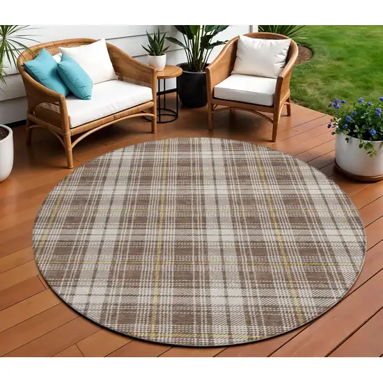 8' Brown Beige And Gold Round Plaid Washable Indoor Outdoor Area Rug Photo 1